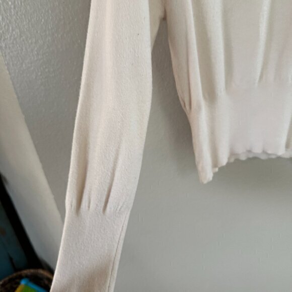 Fashion Nova Cream Sweater Size X-Large - Picture 2 of 8